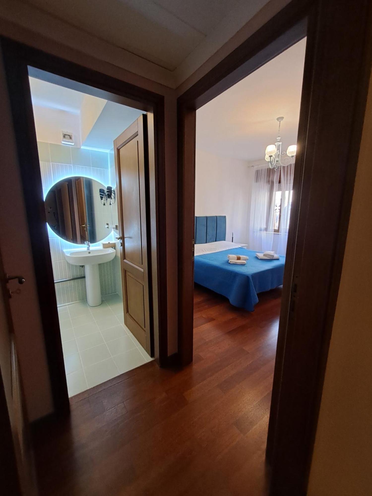 B&Arca Hotel Reggio di Calabria Buitenkant foto